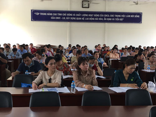 Bồi dưỡng nghiệp vụ cho cán bộ Công đoàn