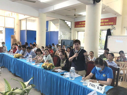 Gi&uacute;p CNVC-LĐ hiểu đ&uacute;ng về bầu cử - Ảnh 1.