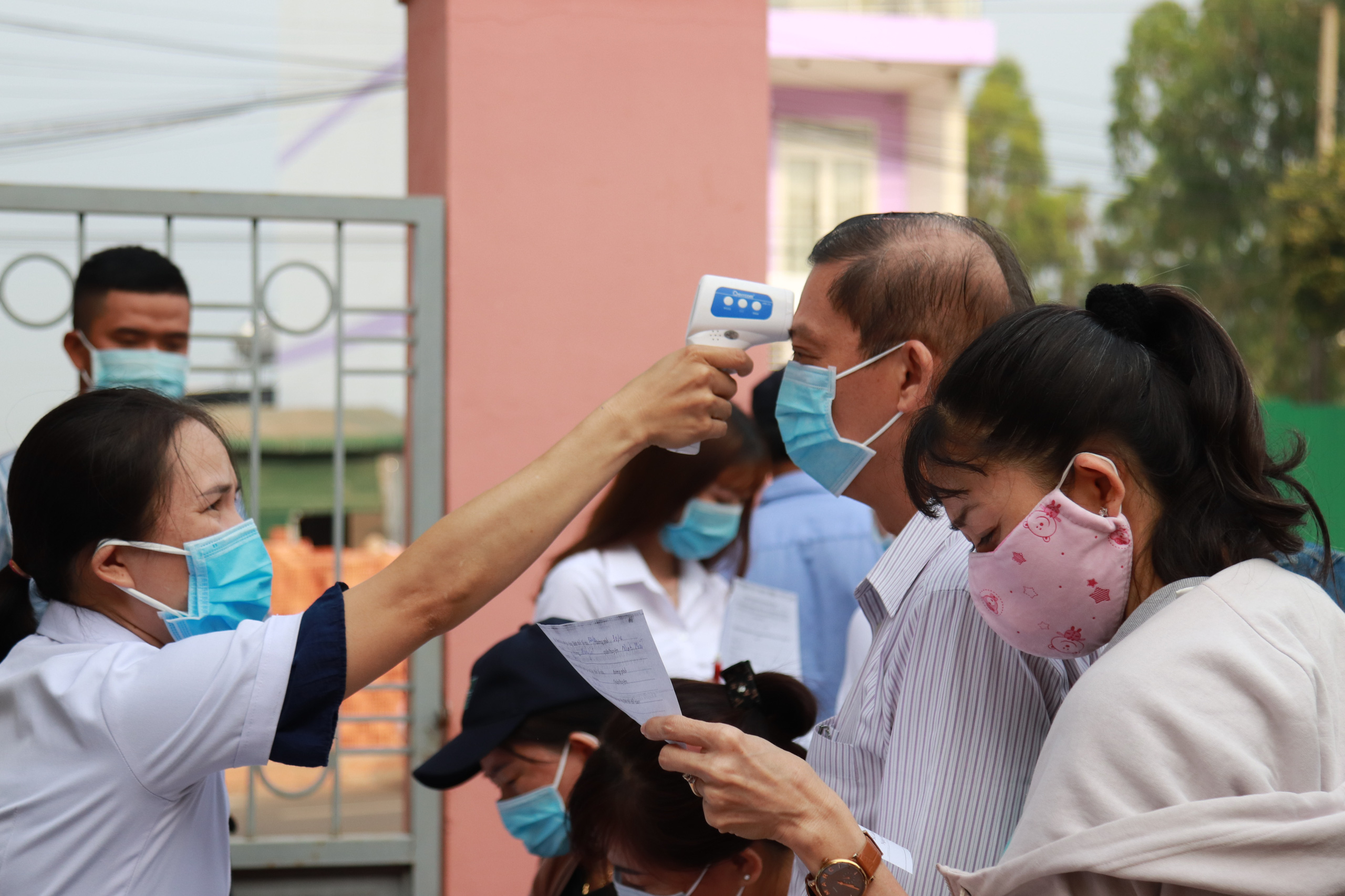 Toàn cảnh phiên tòa xét xử đường dây sản xuất xăng giả của Trịnh Sướng - Ảnh 3.