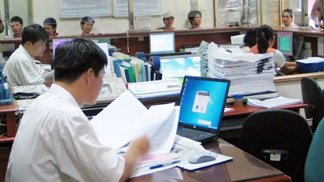 Chính sách thôi việc ngay với công chức, viên chức do tinh giản biên chế