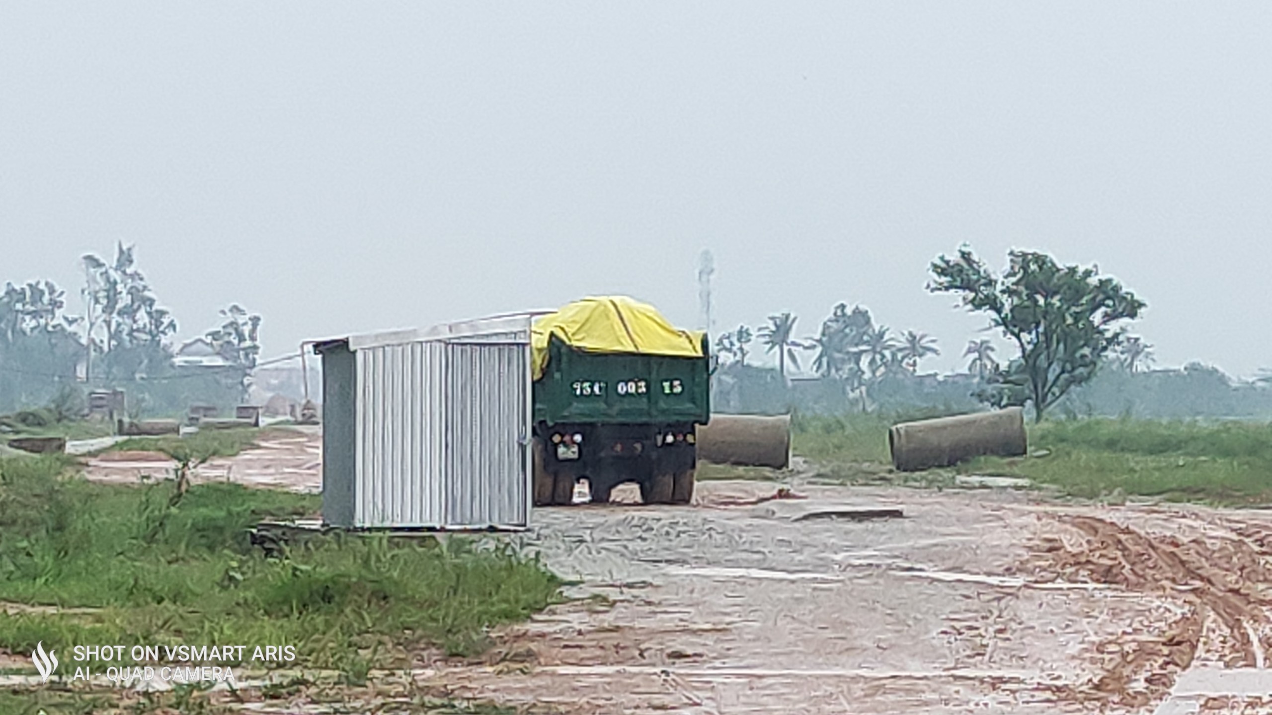 Vụ trục lợi từ nạo vét âu thuyền: Hàng trăm khối cát “lạ” xuất hiện ở dự án làm đường - Ảnh 4.