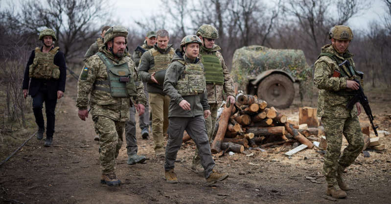 Căng thẳng Ukraine: Nga "nói cứng", Mỹ cân nhắc điều tàu chiến