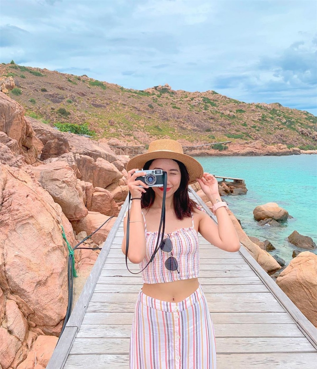 Check-in 4 cây cầu gỗ trên biển ở Việt Nam - Ảnh 5.