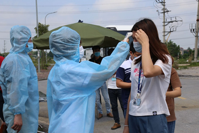 Có 2 ca dương tính SARS-CoV-2, hiệu trưởng và 209 giáo viên, học sinh phải cách ly tập trung