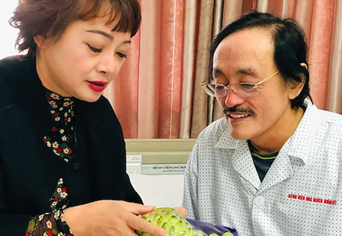 Sức khoẻ nghệ sĩ Giang Còi cải thiện sau khi nhập viện vì ung thư