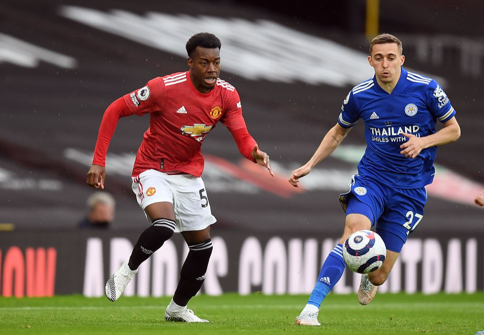 Thua Leicester sân nhà, Man United dâng chức vô địch cho Man City - Ảnh 2.