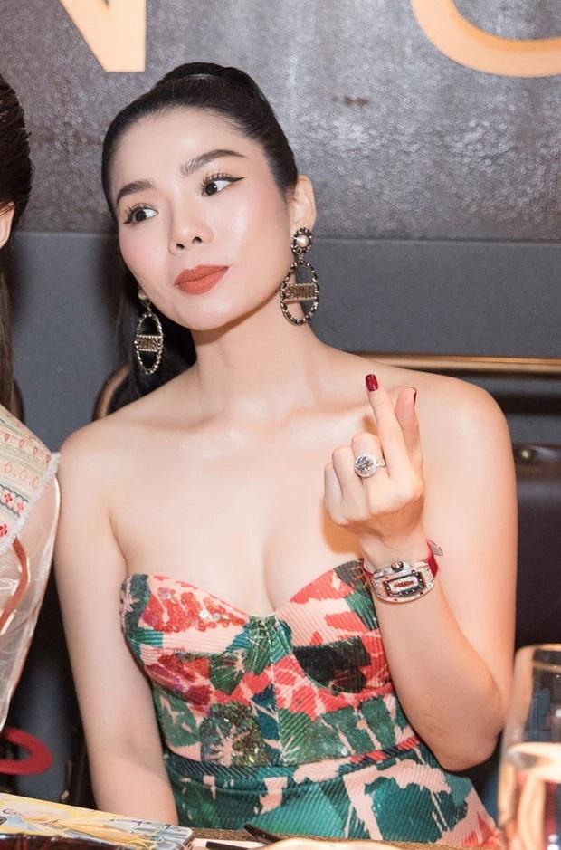 Hậu ly hôn, Lệ Quyên liên tục khoe khối tài sản kếch xù - Ảnh 13.