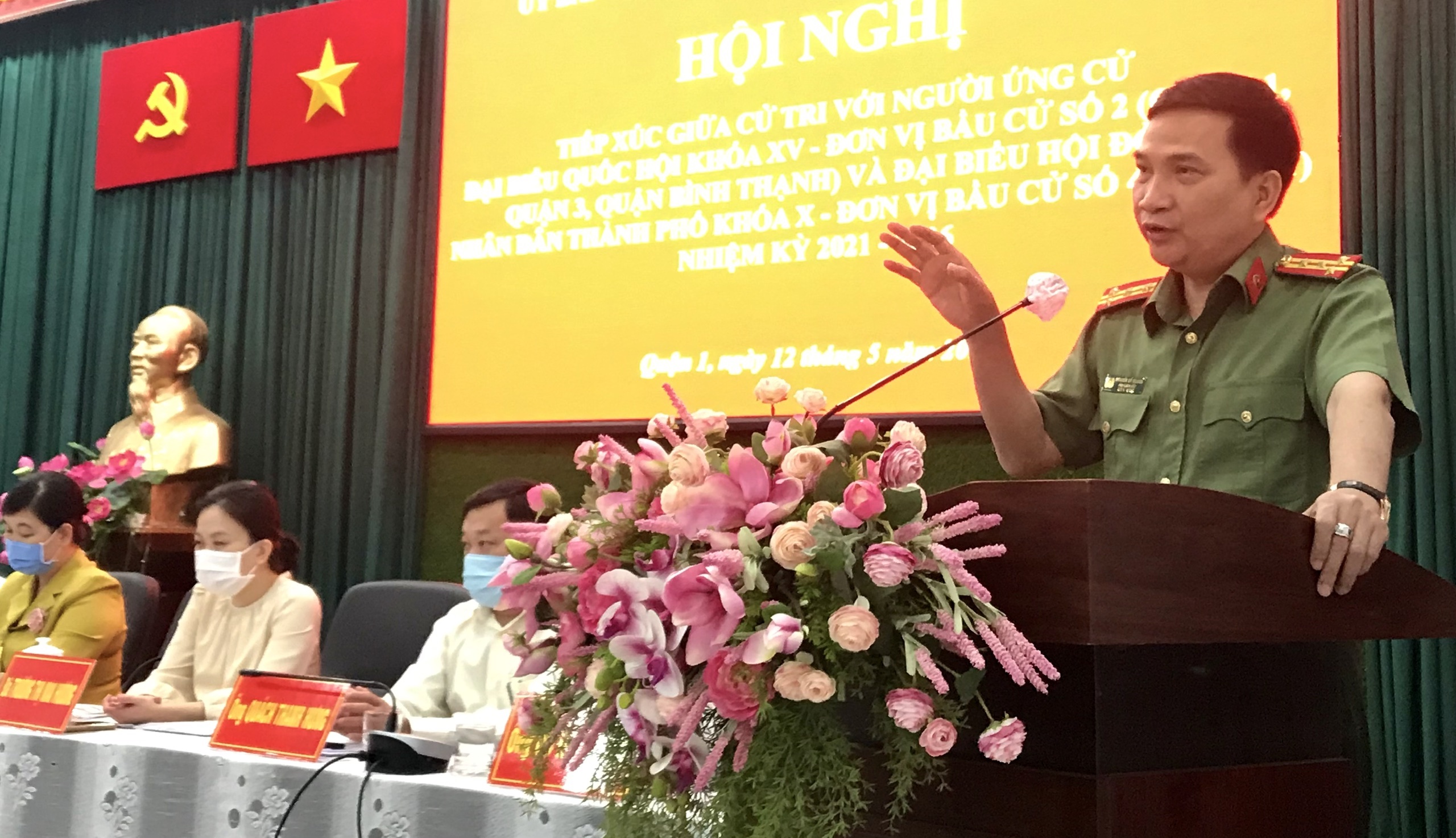 Phó Giám đốc Công an TP HCM lưu ý "công an không làm việc với dân qua điện thoại"!
