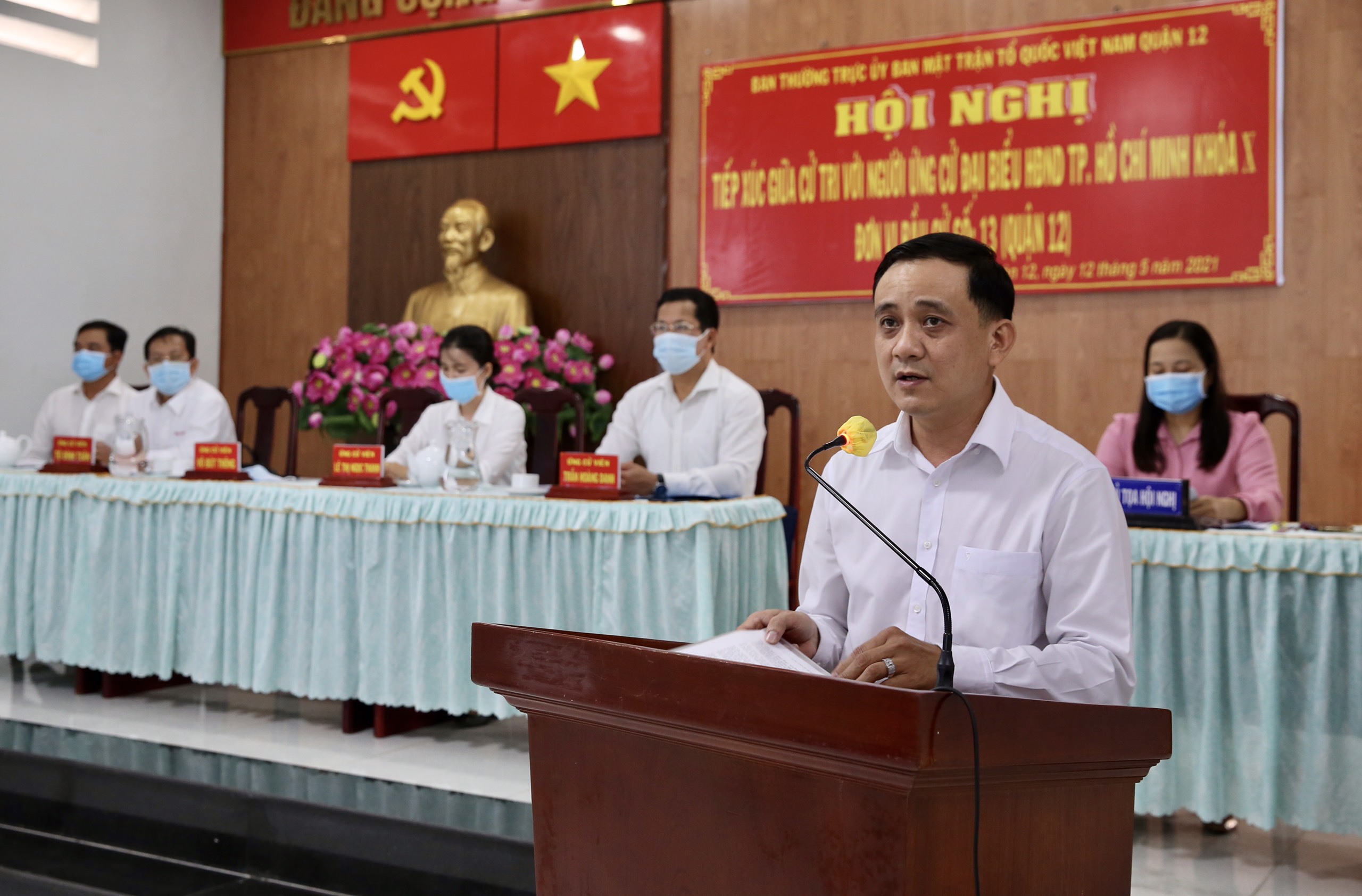 Cử tri quận 12 mong muốn c&aacute;c ứng cử vi&ecirc;n thực hiện đ&uacute;ng chương tr&igrave;nh h&agrave;nh động đ&atilde; đề ra - Ảnh 6.