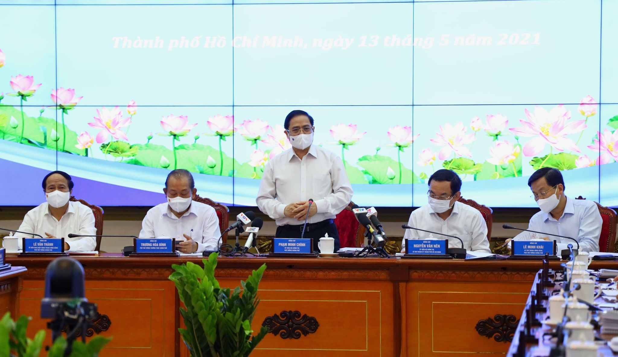 Thủ tướng Phạm Minh Chính làm việc với TP HCM