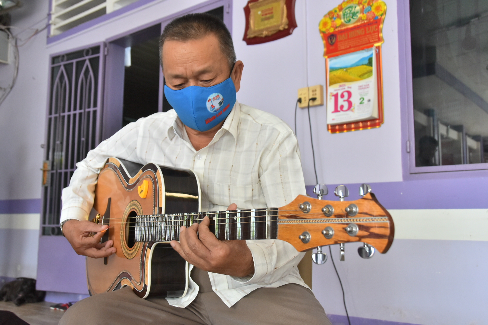 Chương tr&igrave;nh Mai V&agrave;ng nh&acirc;n &aacute;i thăm nhạc sĩ Văn Hải - Ảnh 4.