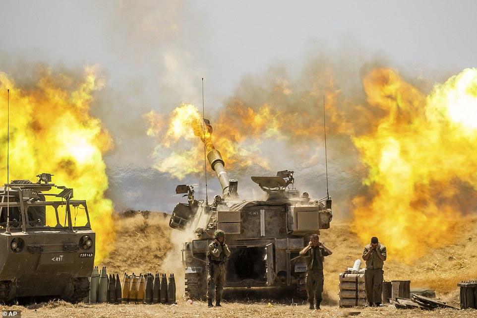 Israel tấn c&ocirc;ng dữ dội, giết chết 11 nh&acirc;n vật cấp cao Hamas - Ảnh 5.