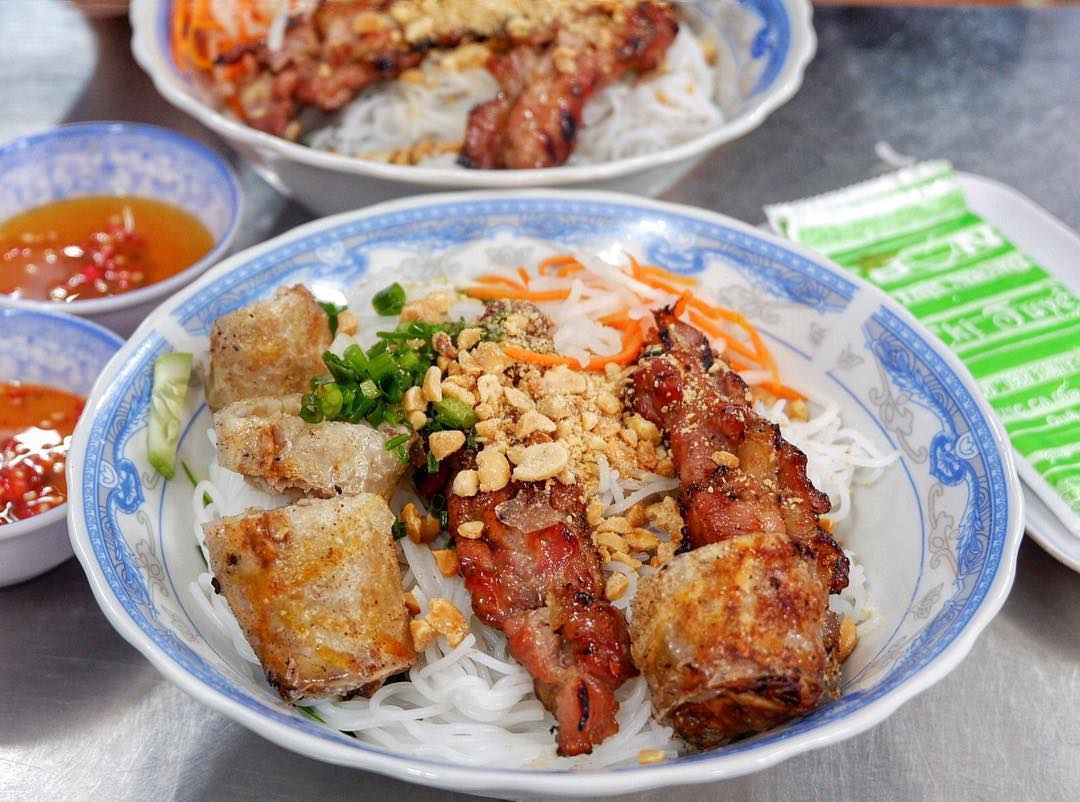 Ăn g&igrave; v&agrave;o m&ugrave;a n&oacute;ng ở TP HCM? - Ảnh 2.