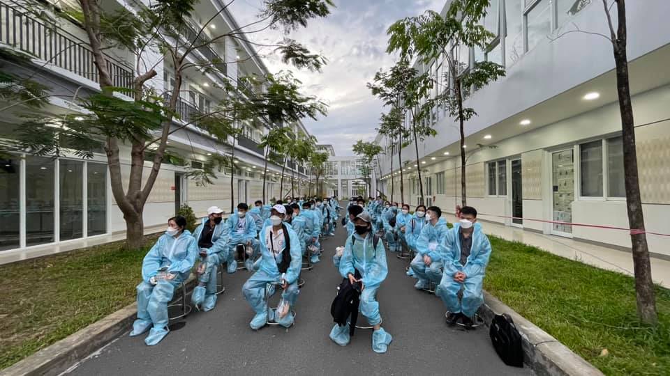 B&igrave;nh Dương: Lập bi&ecirc;n bản 17 trường hợp kh&ocirc;ng tu&acirc;n thủ quy định tại khu c&aacute;ch ly - Ảnh 1.