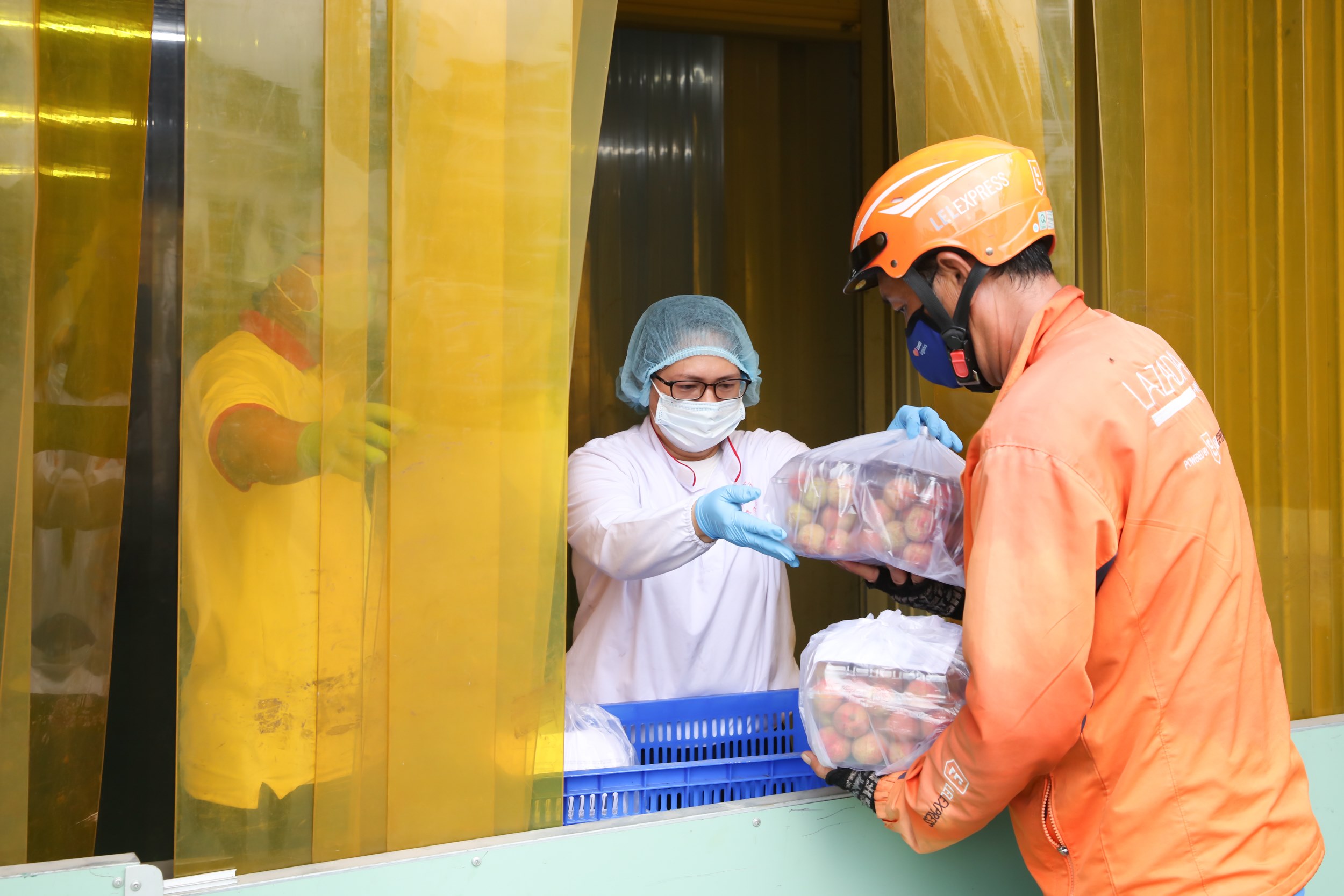 Vải thiều Thanh H&agrave; ch&iacute;nh thức l&ecirc;n chợ mạng - Ảnh 1.