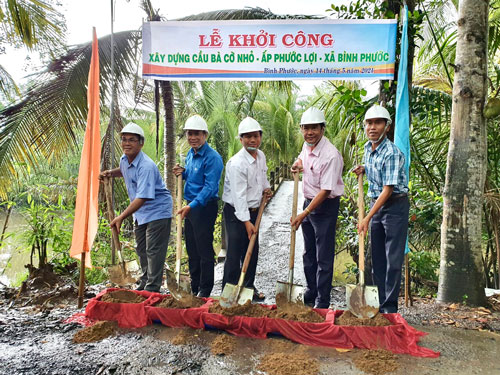 CEP xây cầu dân sinh cho người nghèo tại tỉnh Vĩnh Long