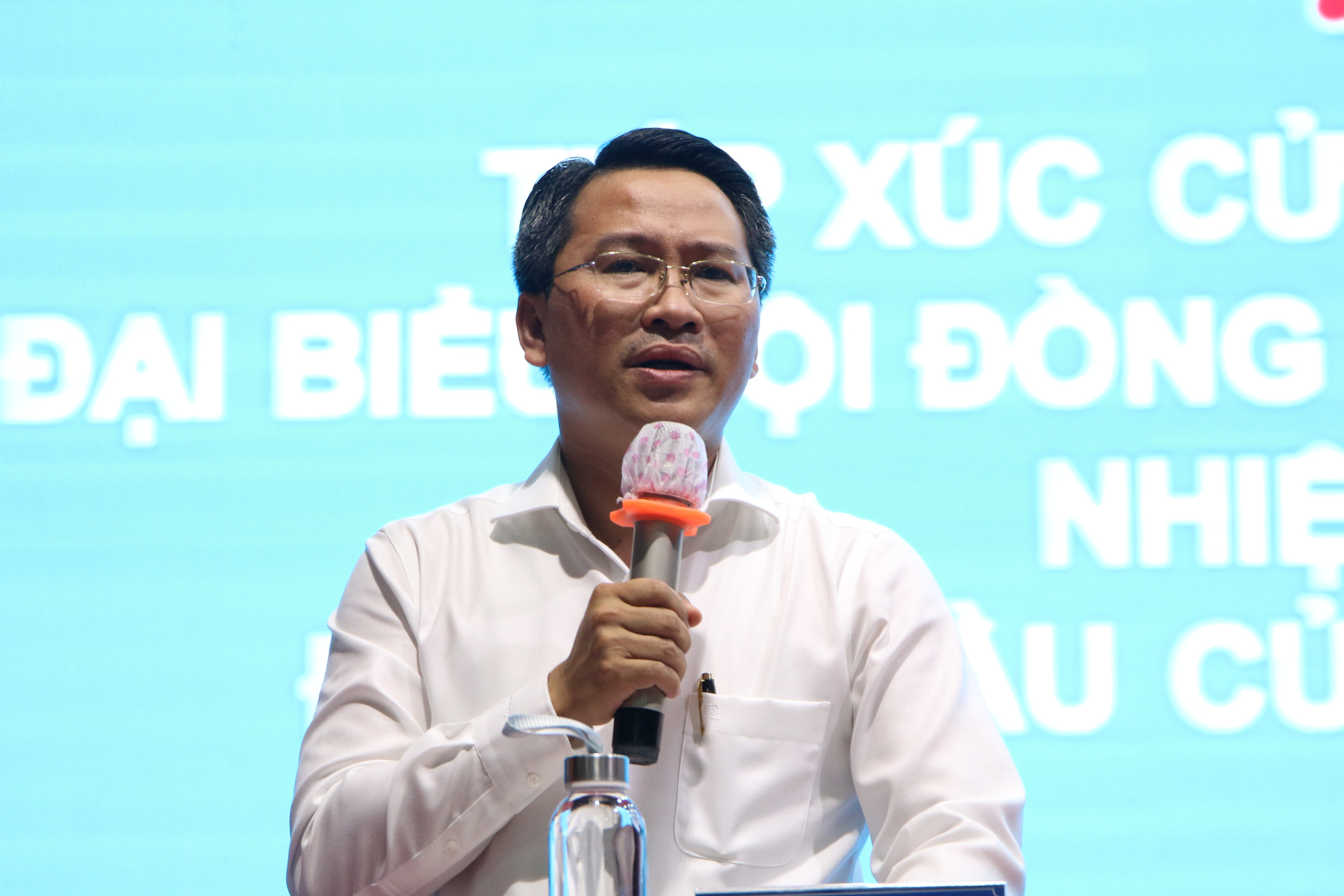 TP HCM: Cử tri quận muốn chấm dứt việc chạy theo th&agrave;nh t&iacute;ch trong gi&aacute;o dục - Ảnh 1.