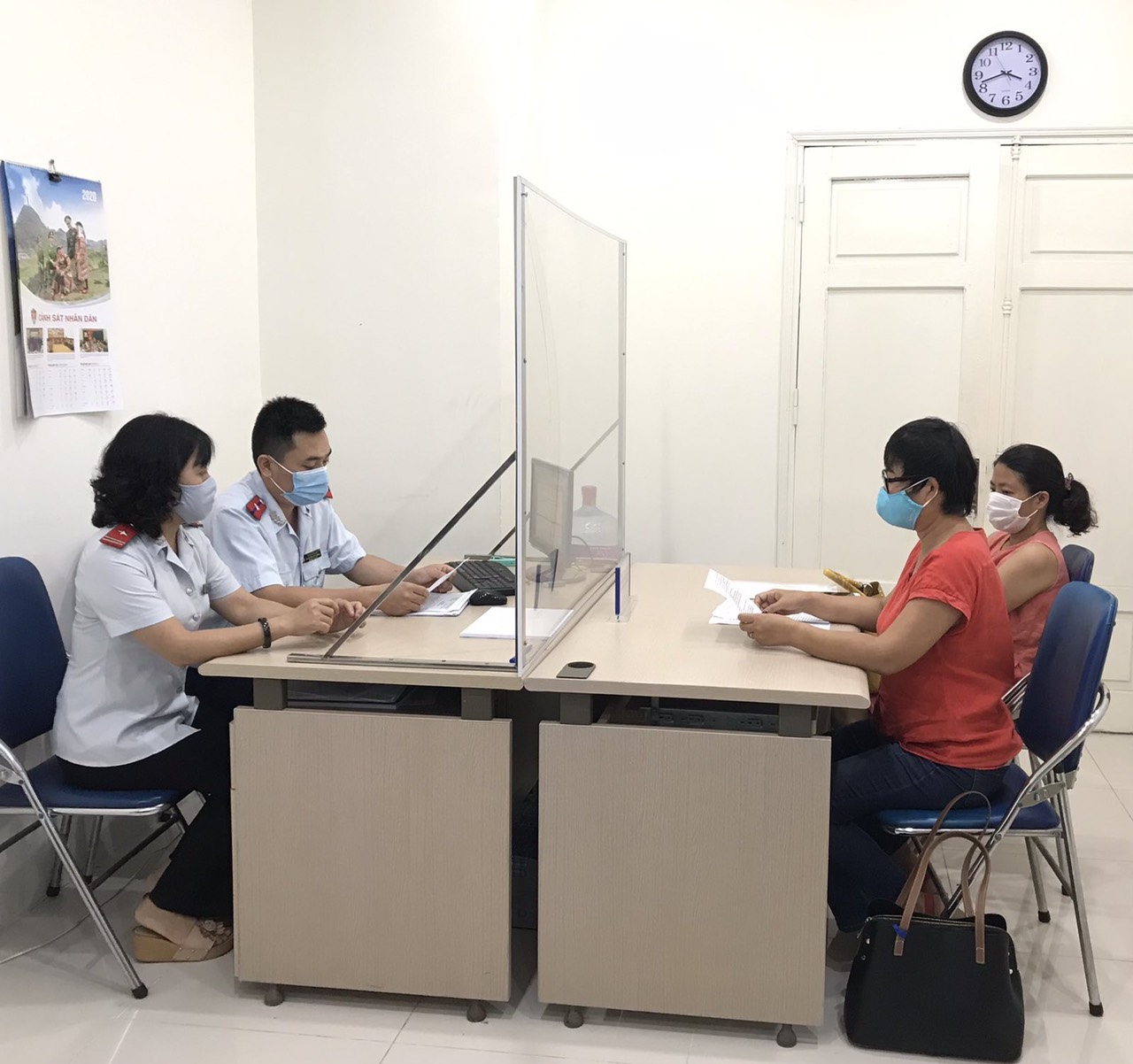 Đăng ảnh bản đồ Việt Nam thiếu 2 quần đảo Hoàng Sa và Trường Sa bị phạt 25 triệu đồng - Ảnh 1.