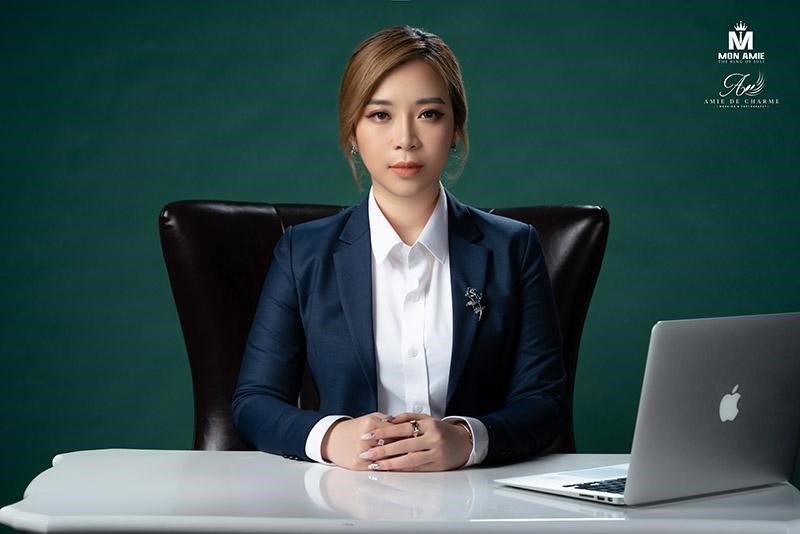Dịch vụ chụp ảnh profile doanh nh&acirc;n chuy&ecirc;n nghiệp h&agrave;ng đầu TP HCM - Ảnh 2.