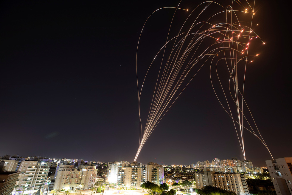 Lực lượng Hamas lấy số lượng “đọ” chất lượng với Israel