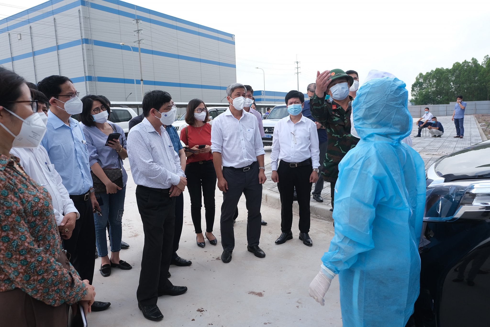 Thần tốc dập dịch trong khu công nghiệp