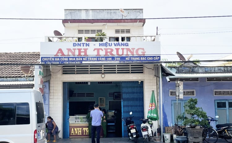 Đại t&aacute; c&ocirc;ng an kể về h&agrave;nh tr&igrave;nh truy bắt nghi phạm nhốt chủ nh&agrave;, lấy trộm 181 lượng v&agrave;ng - Ảnh 4.