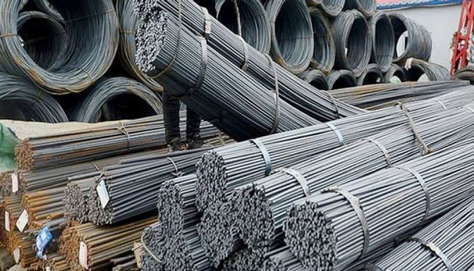 Tiêu thụ thép tăng vọt bất chấp giá cao
