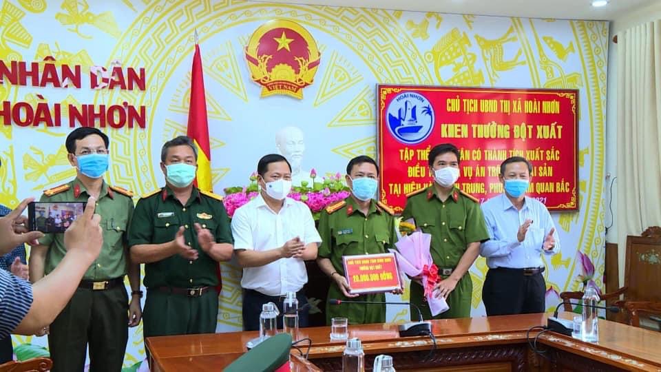 Đại t&aacute; c&ocirc;ng an kể về h&agrave;nh tr&igrave;nh truy bắt nghi phạm nhốt chủ nh&agrave;, lấy trộm 181 lượng v&agrave;ng - Ảnh 1.