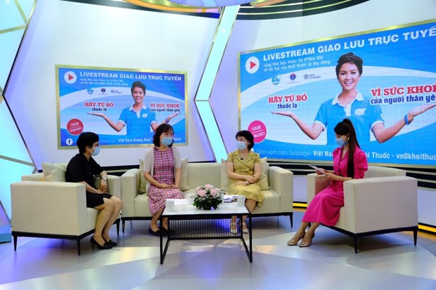 H&uacute;t thuốc l&aacute;: 7.000 h&oacute;a chất, 69 chất g&acirc;y ung thư - Ảnh 1.