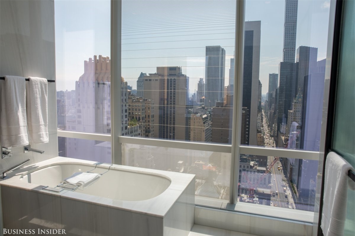 Cho&aacute;ng với nội thất b&ecirc;n trong t&ograve;a nh&agrave; đắt đỏ nhất New York - Ảnh 6.