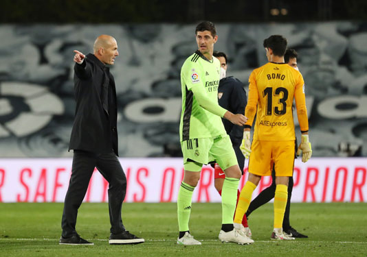 "Hậu" Real Madrid, Zidane đi đâu?
