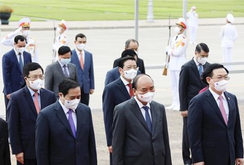 Lãnh đạo Đảng, Nhà nước vào Lăng viếng Bác