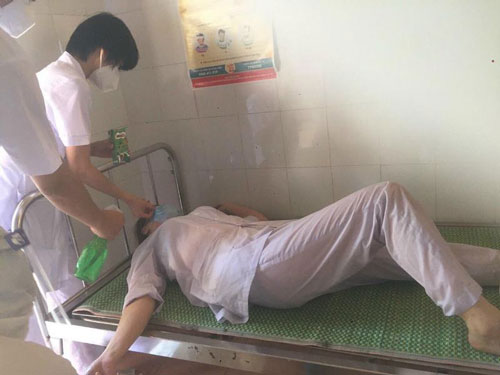 Con ngoan, hết dịch mẹ sẽ về...