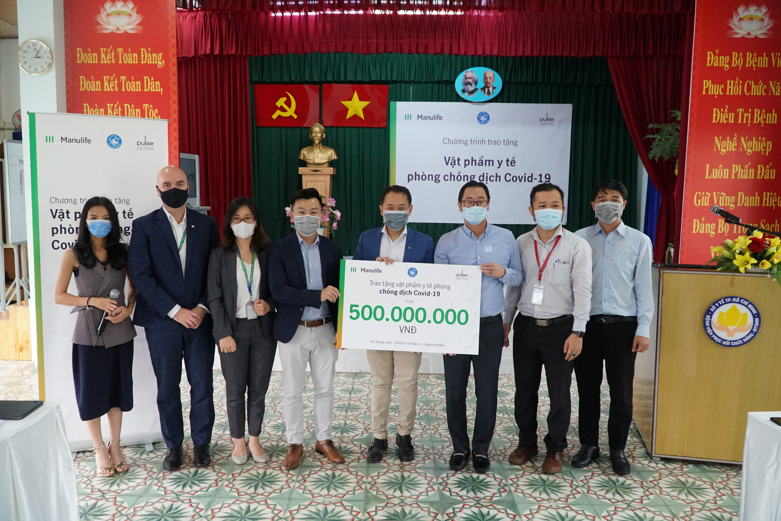 Manulife Việt Nam nhận giải thưởng vì những đóng góp cải thiện sức khỏe cộng đồng