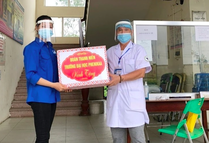 Sinh vi&ecirc;n nhường ph&ograve;ng k&yacute; t&uacute;c x&aacute; l&agrave;m nơi c&aacute;ch ly Covid-19 - Ảnh 4.