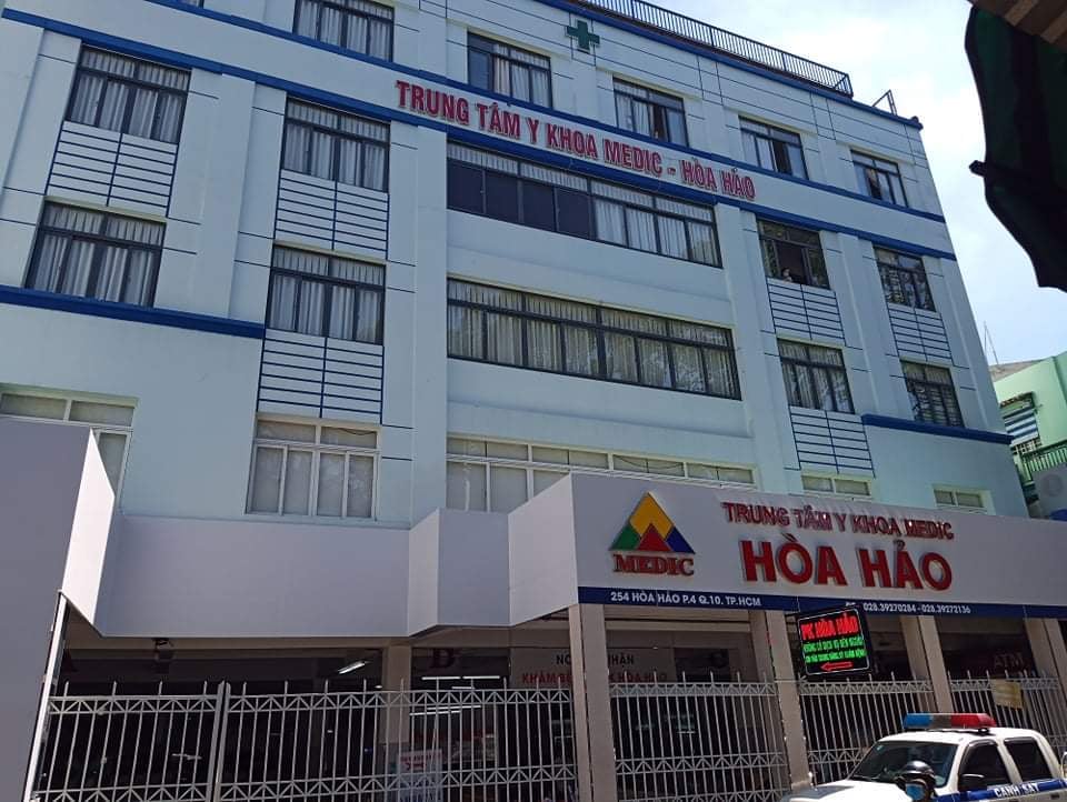 N&Oacute;NG: TP HCM ph&aacute;t hiện một ca nghi mắc Covid-19 từng đến Trung t&acirc;m Medic quận 10 - Ảnh 1.