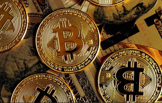 Thị trường tiền kỹ thuật số toàn cầu rực lửa khi mất 47% giá trị - Ảnh 1.