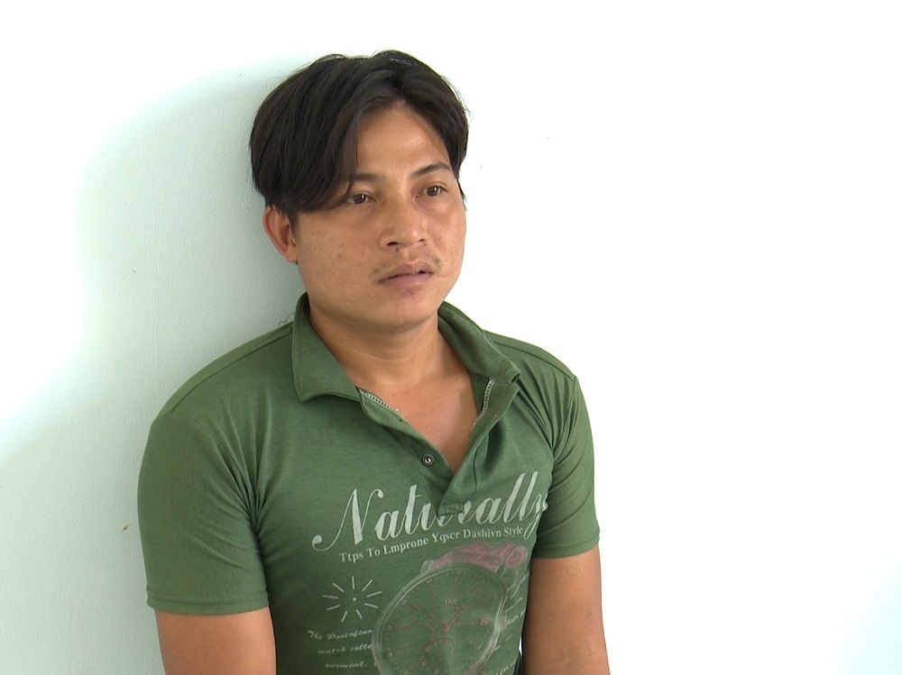 Đi đổi vé số trúng để mua bia nhậu, gã trai “hiện hình” kẻ cướp