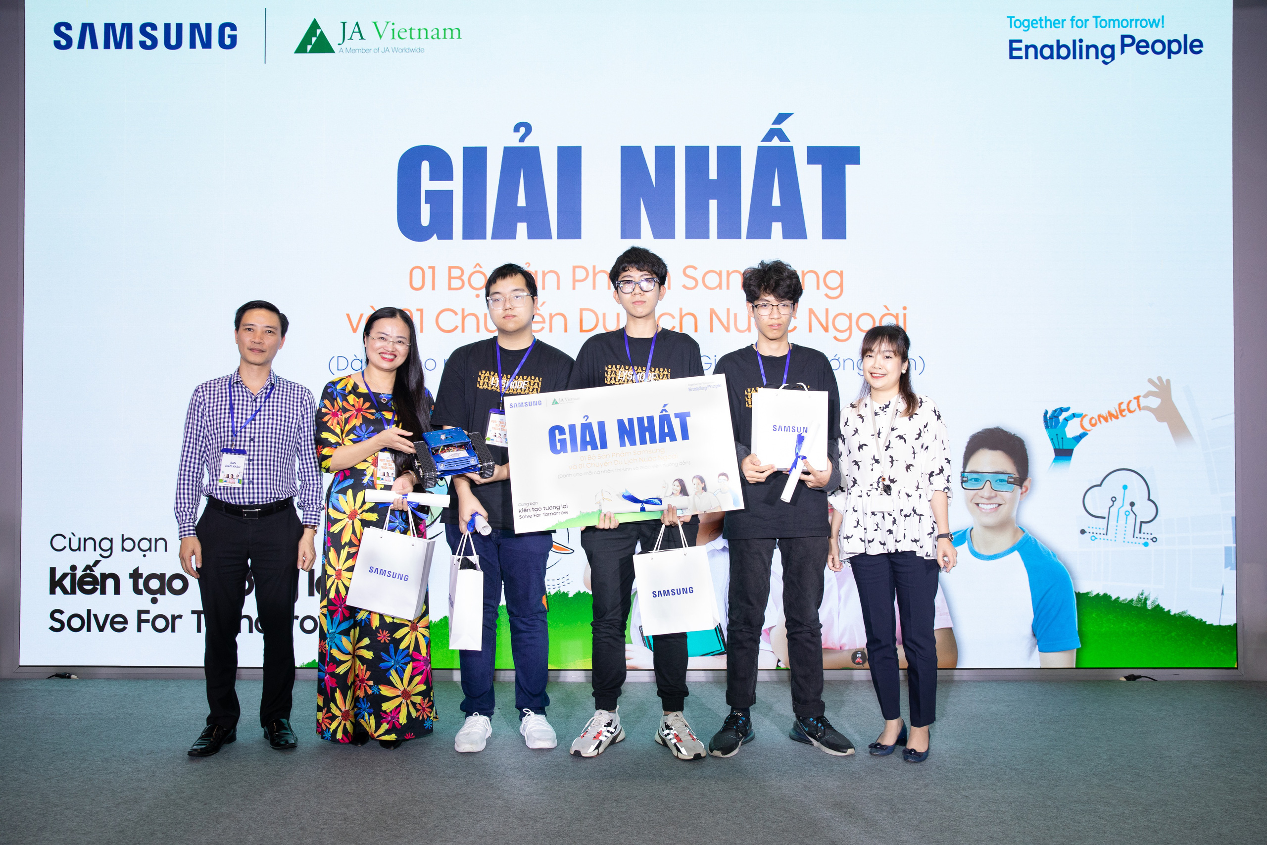 Kiến tạo tương lai với Samsung Solve for Tomorrow 2021