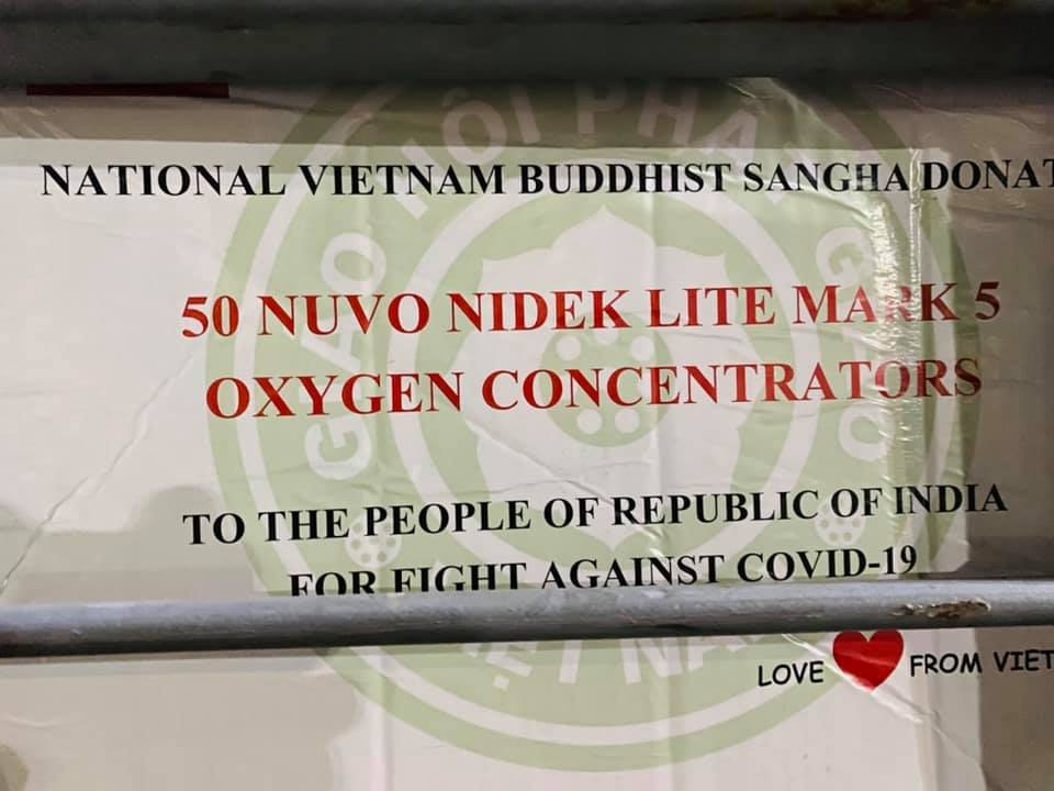 Chuyến hàng viện trợ đầu tiên của Việt Nam đến Ấn Độ - Ảnh 6.