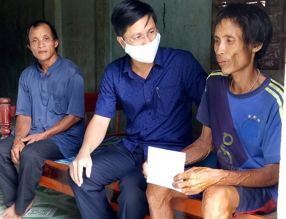 Người rừng Hồ Văn Lang suy kiệt vì bị ung thư giai đoạn cuối - Ảnh 2.