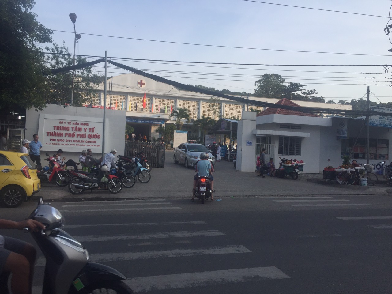 Trường hợp F1 ở Ph&uacute; Quốc c&oacute; kết quả &acirc;m t&iacute;nh lần đầu với SARS-CoV-2 - Ảnh 1.