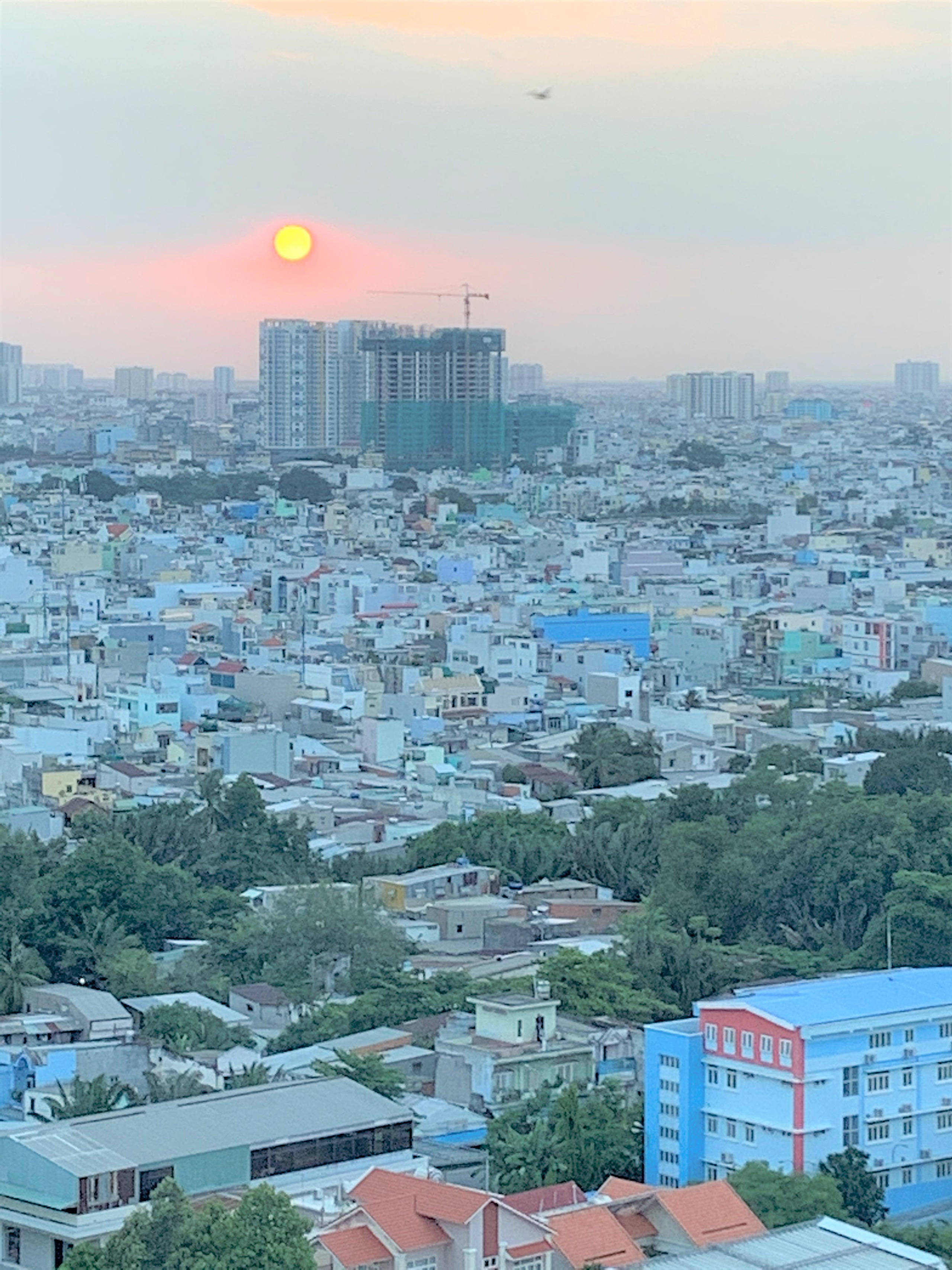Lan tỏa tình người