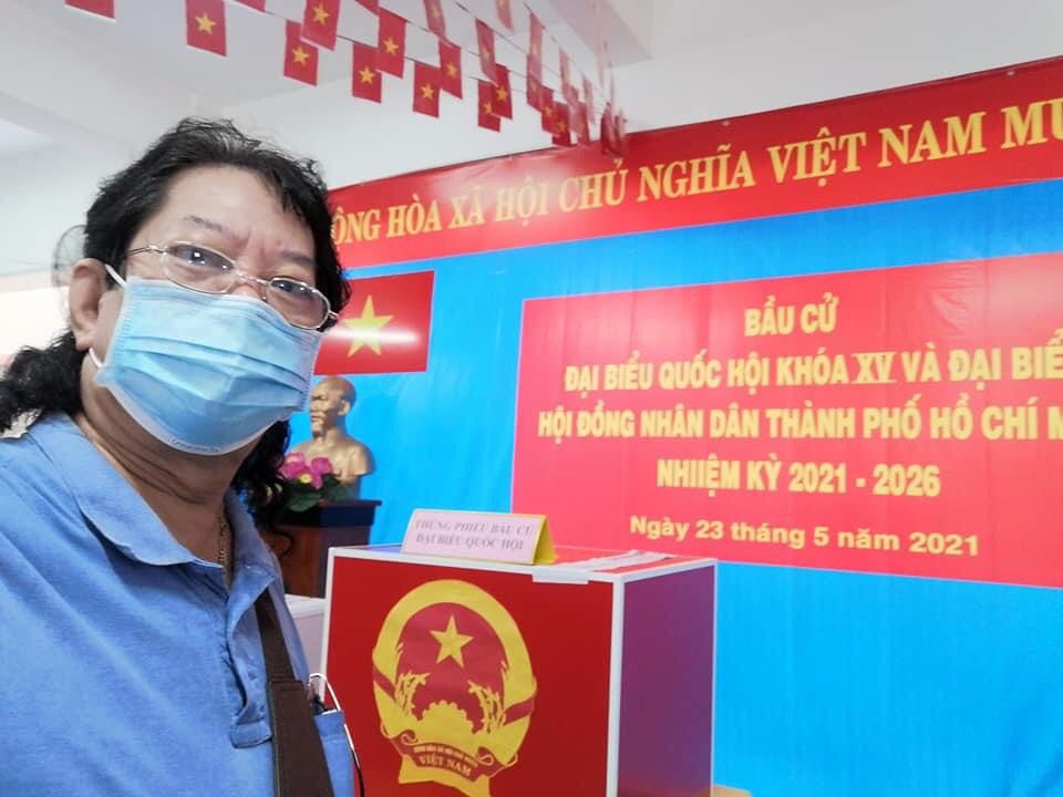 Nghệ sĩ h&aacute;o hức đi bầu cử - Ảnh 7.
