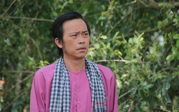 Luật sư: Nghệ sĩ Hoài Linh nợ người dân miền Trung và nhà hảo tâm lời xin lỗi - Ảnh 1.
