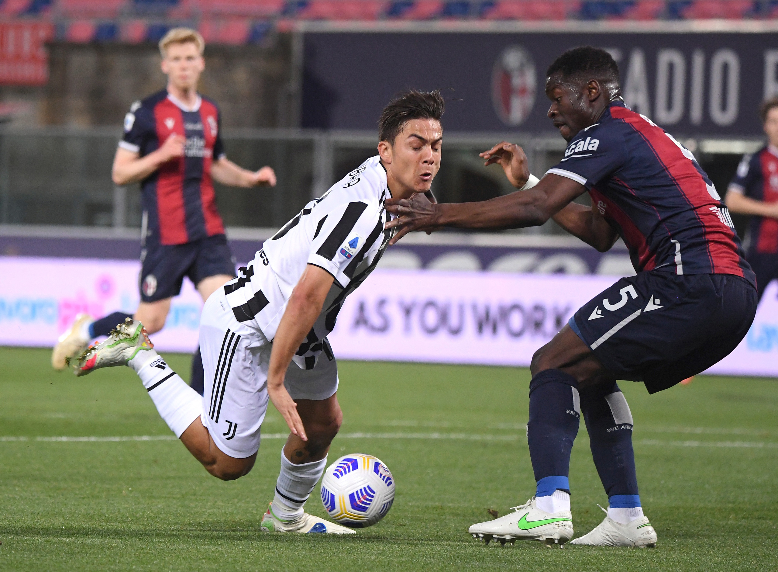 Juventus lách khe cửa hẹp, giành suất dự Champions League mùa sau - Ảnh 2.