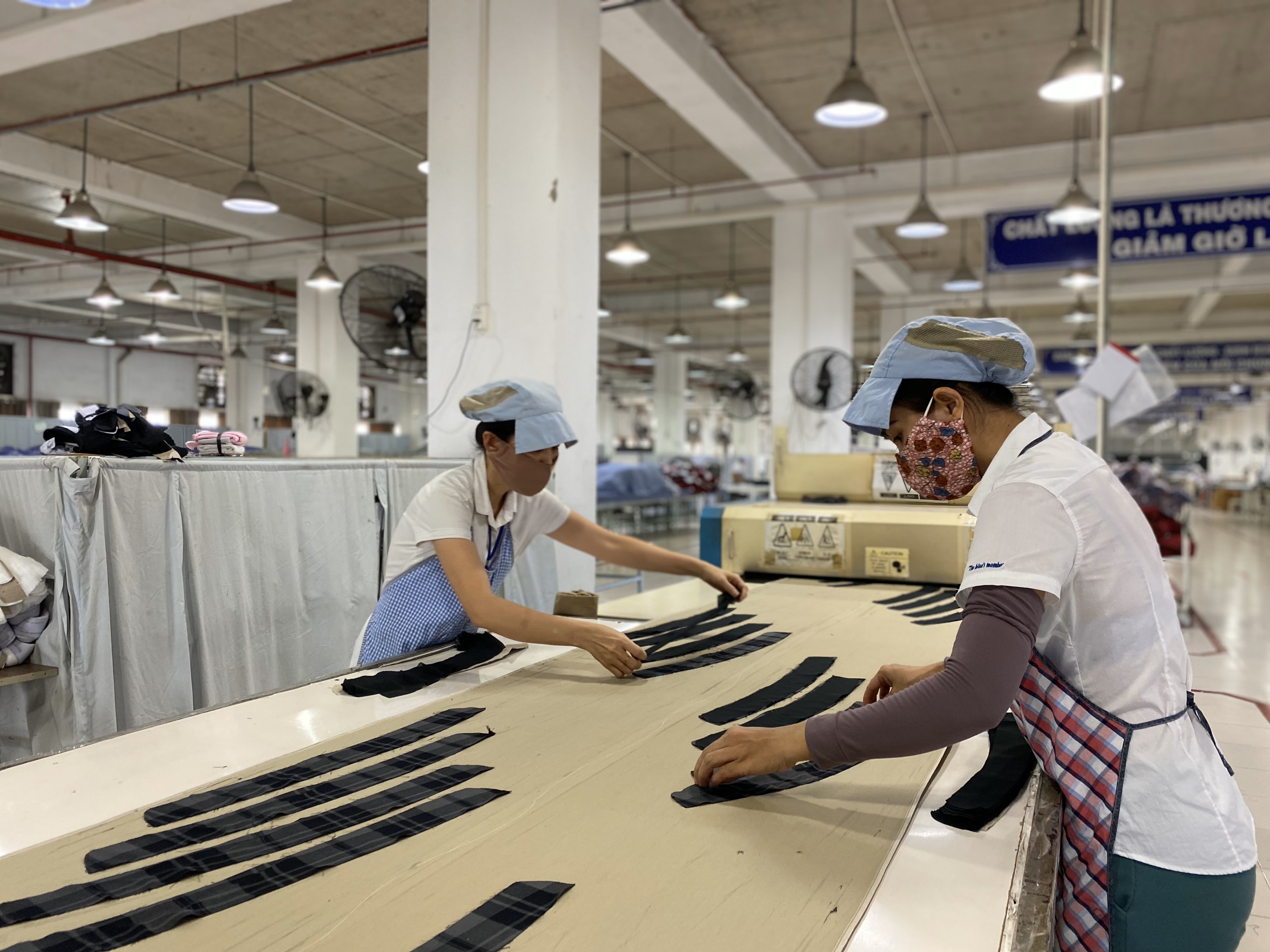Đà Nẵng xét nghiệm Covid-19 cho toàn bộ công nhân - Ảnh 4.
