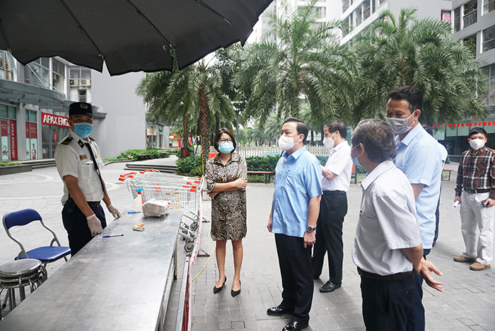 Ch&ugrave;m ca dương t&iacute;nh SARS-CoV-2 ở Times City rất phức tạp, chưa r&otilde; nguồn l&acirc;y - Ảnh 1.