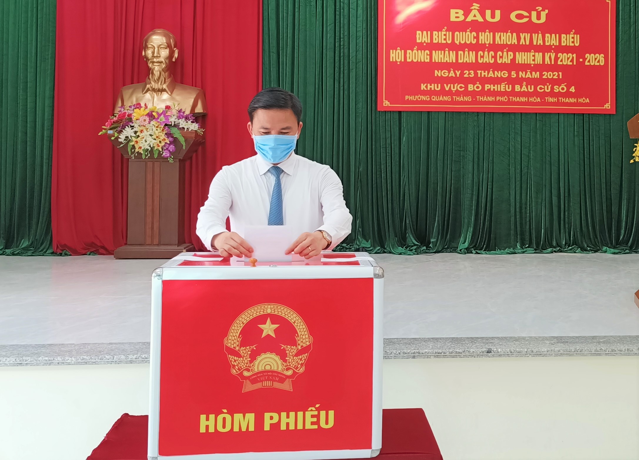 Cử tri Thanh Hóa, Ninh Bình, Hà Nam đi bầu cử đạt trên 99%