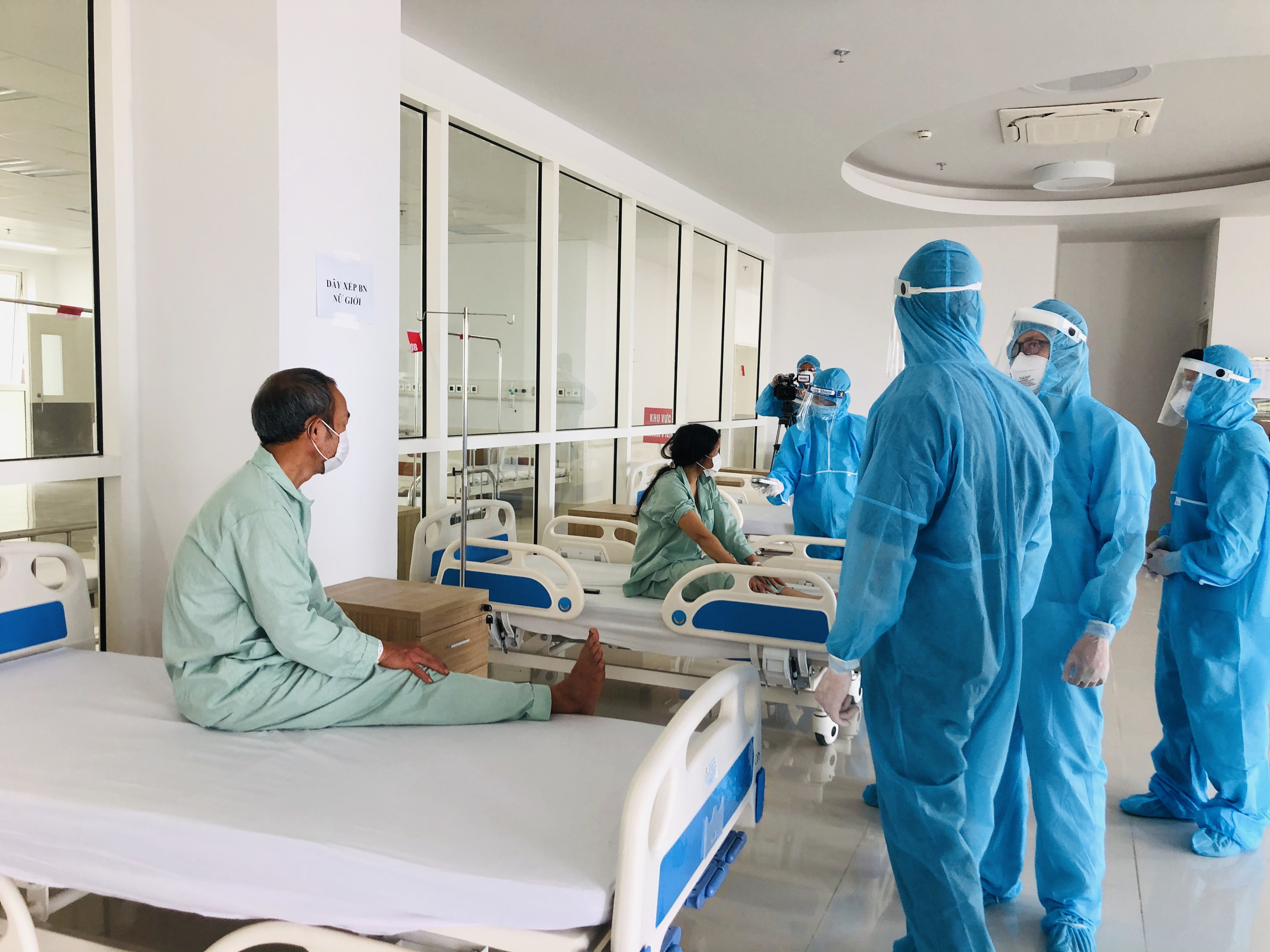 Bộ Y tế phản hồi đề nghị dành 200 giường cho bệnh nhân Covid-19 của Hà Nội